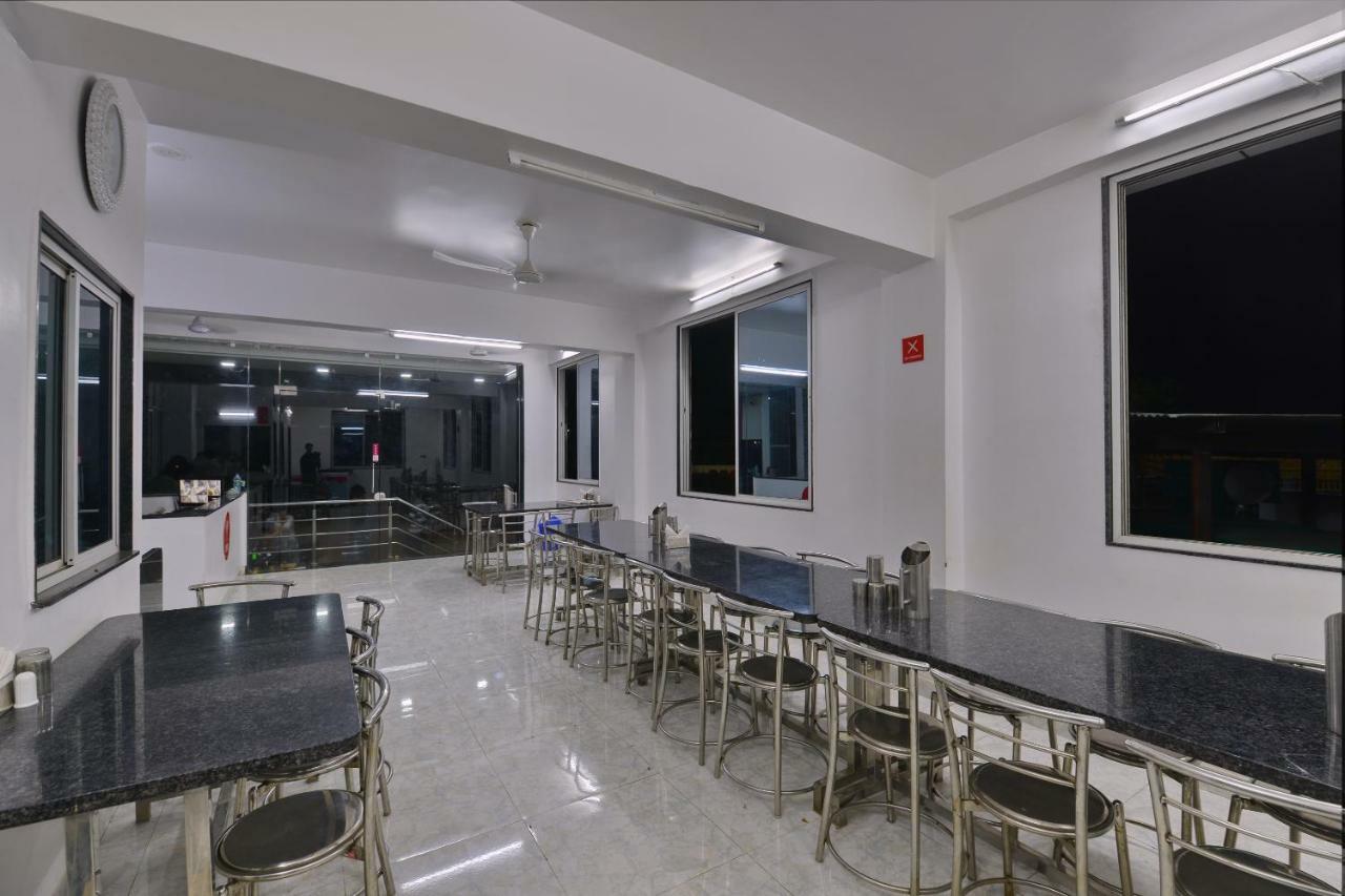 Oyo 11593阿曼酒店 新德里 外观 照片